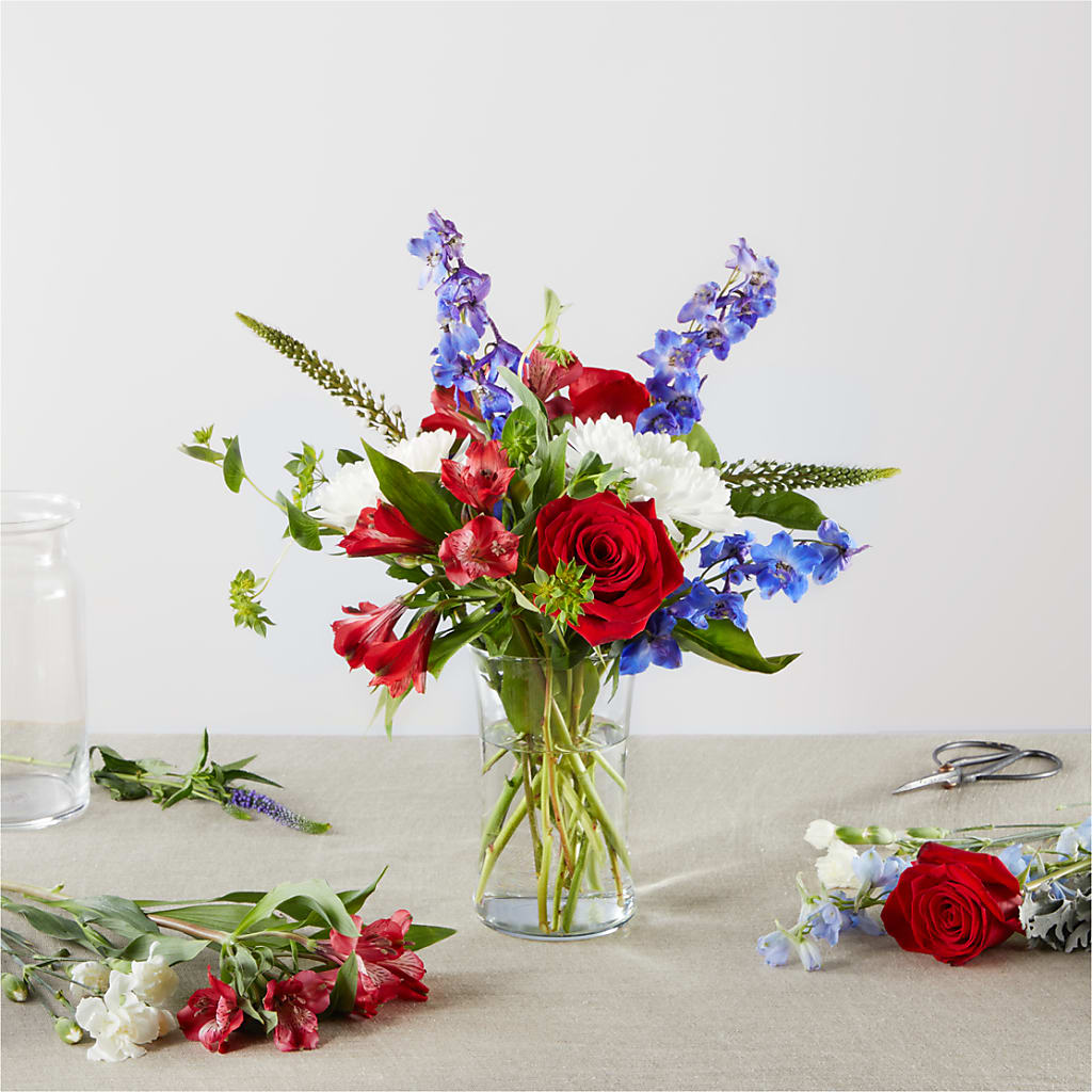 Star Spangled - A Florist Original – ANGEL'S FLOWERS AND GIFTS, San Jose CA