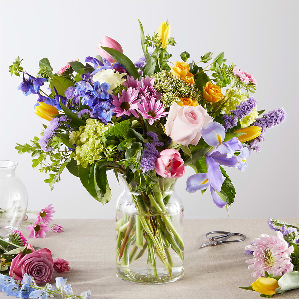 Pastel Tradition - A Florist Original – ANGEL'S FLOWERS AND GIFTS, San Jose CA