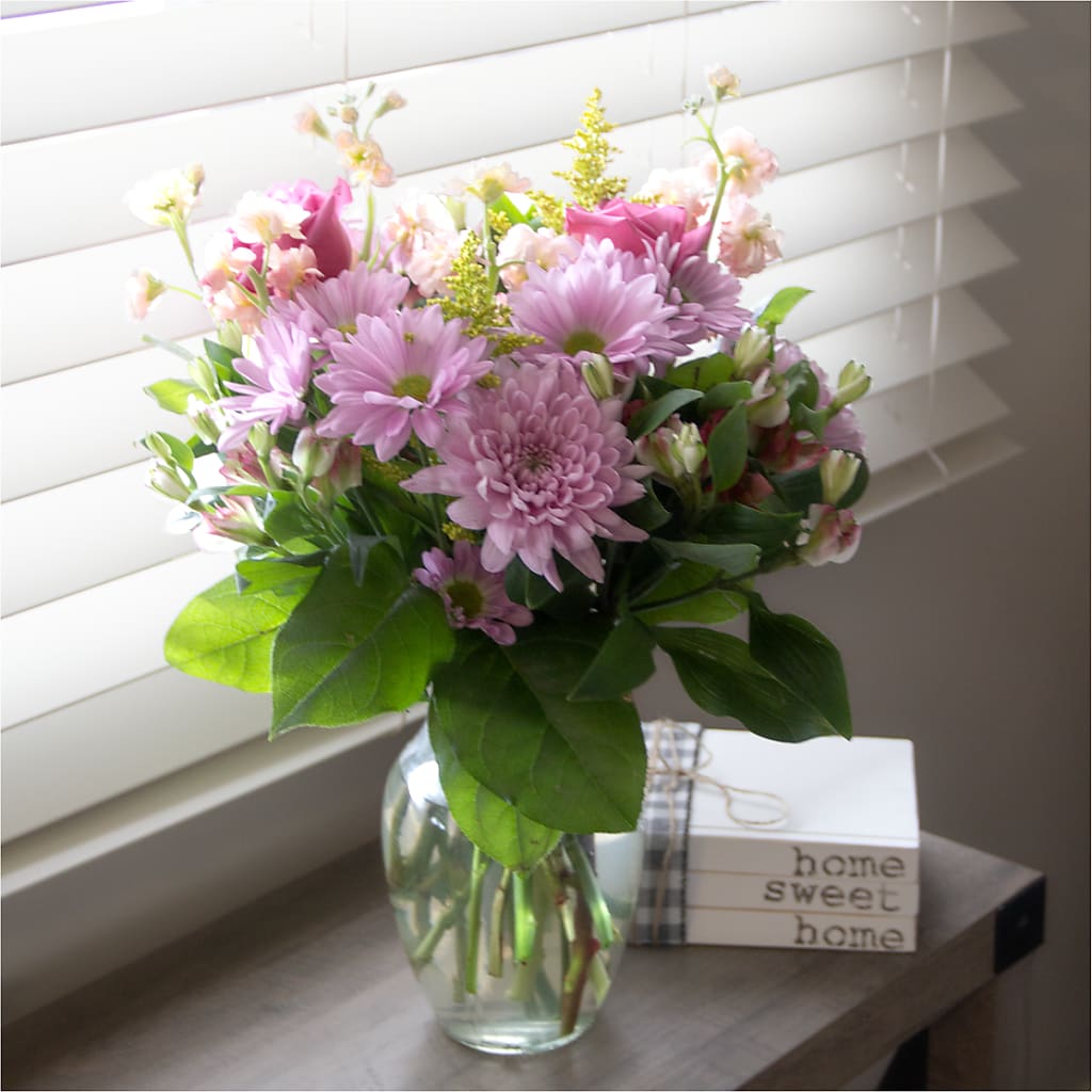 Pastel Tradition - A Florist Original – ANGEL'S FLOWERS AND GIFTS, San Jose CA