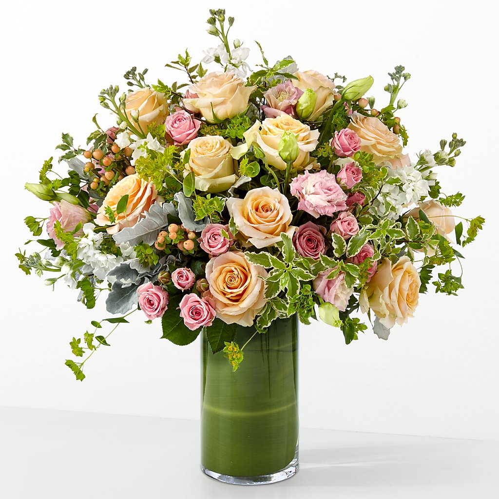 The Glamour Shot – ANGEL'S FLOWERS AND GIFTS, San Jose CA