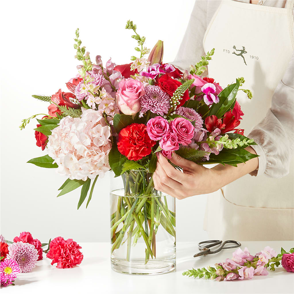 Swooning Over You - A Luxury Florist Original – ANGEL'S FLOWERS AND GIFTS, San Jose CA