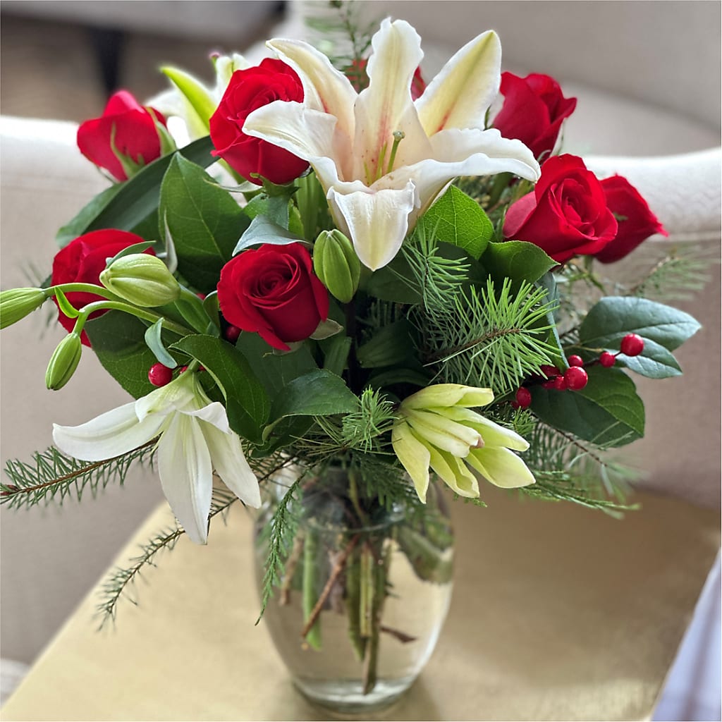 Sparkling Snowflakes Bouquet – ANGEL'S FLOWERS AND GIFTS, San Jose CA