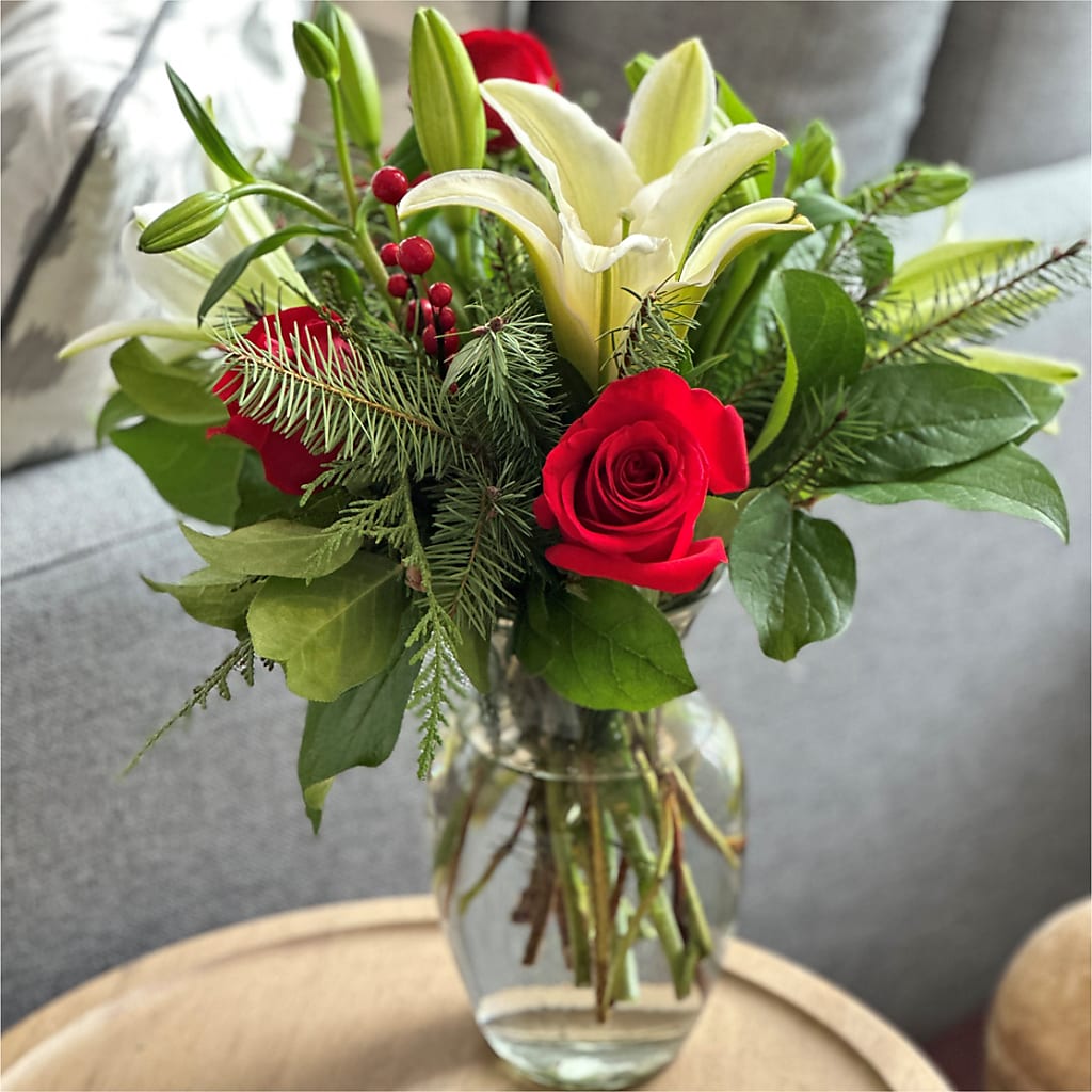 Sparkling Snowflakes Bouquet – ANGEL'S FLOWERS AND GIFTS, San Jose CA