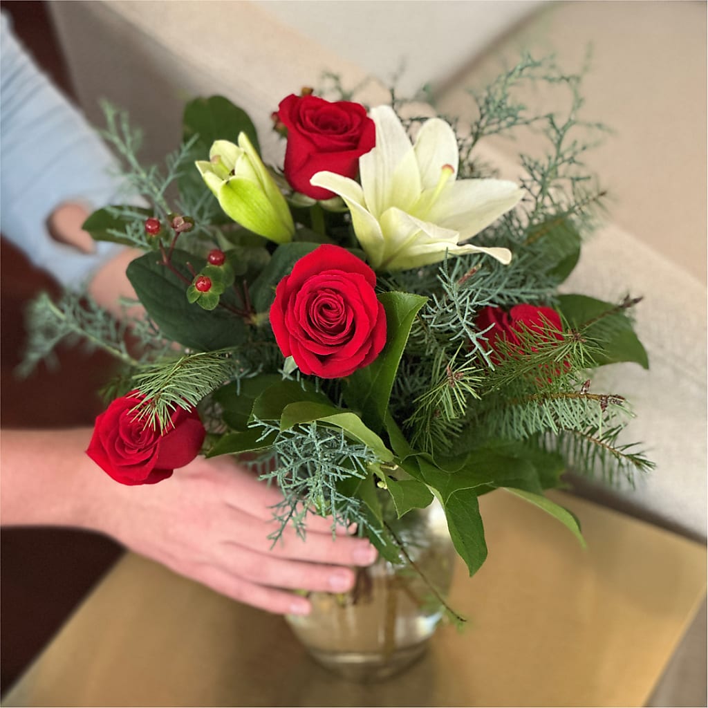 Glittering Lights Bouquet – ANGEL'S FLOWERS AND GIFTS, San Jose CA