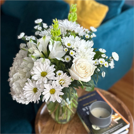 Classic Ivory – A Florist Original – ANGEL'S FLOWERS AND GIFTS, San Jose CA